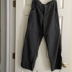 Women’s Size small White Sierra convertible hiking pants.